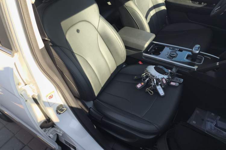 TDK.VehicleDetails.img