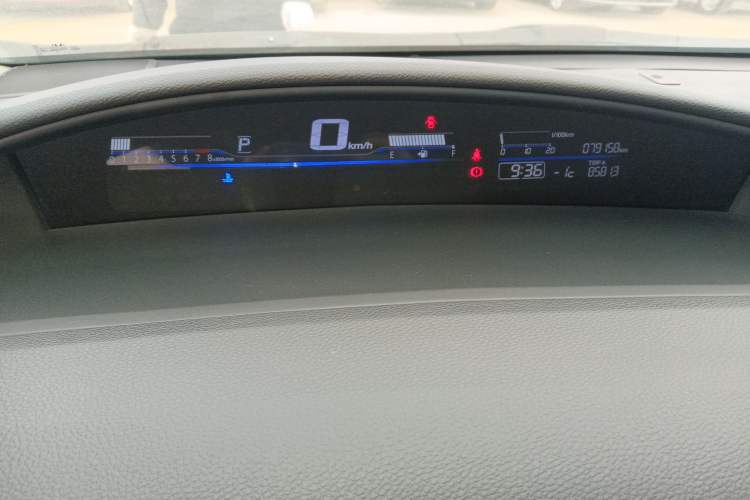 Used Honda Jade 2017 1.8L automatic Comfort version 5 seats
