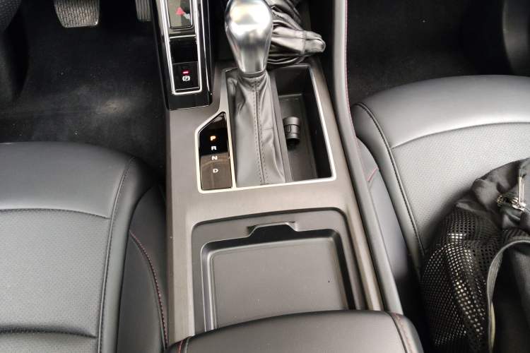 Used Roewe i5 2024 1.5L CVT Luxury Edition