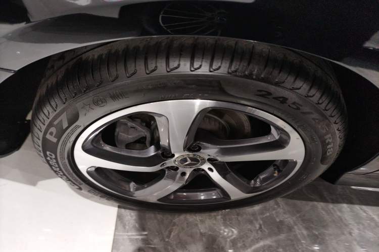 Used Mercedes-Benz E-Class 2019 Restyled E 300 L Sporty and Stylish Edition