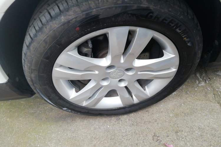 Used Peugeot 3008 2016 1.6THP Automatic Standard Edition
