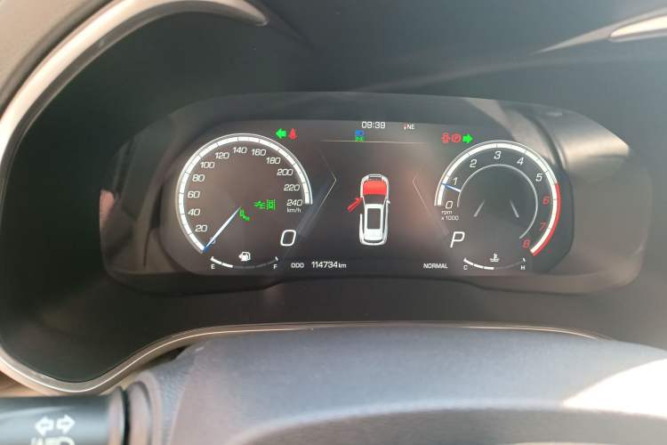 Used Wey VV6 2018 2.0T Two-Wheel Drive Flagship Version China V Standard
