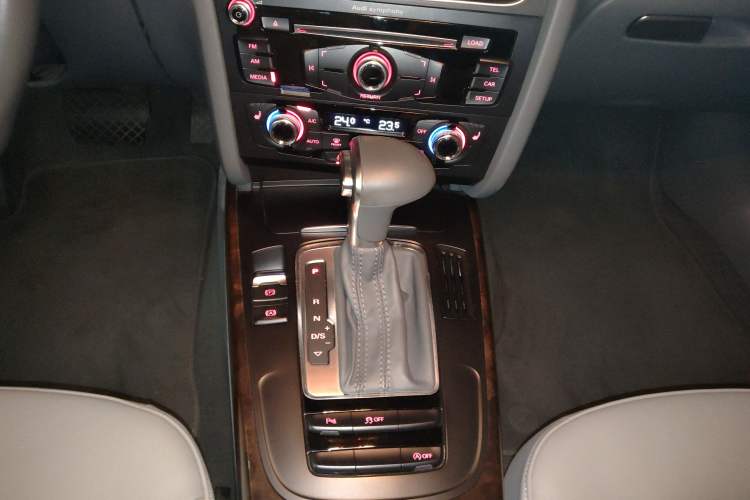 Used Audi A4L 2015 35 TFSI Automatic Comfort Model
