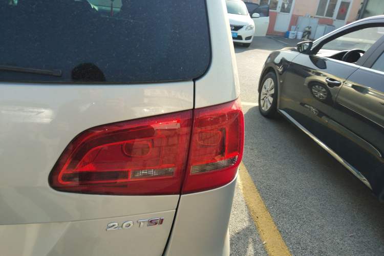 Used Volkswagen Sharan 2013 2.0 TSI Standard Model
