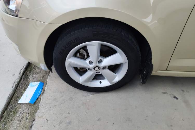 Used Skoda Octavia 2015 1.6L Automatic Yijie Edition
