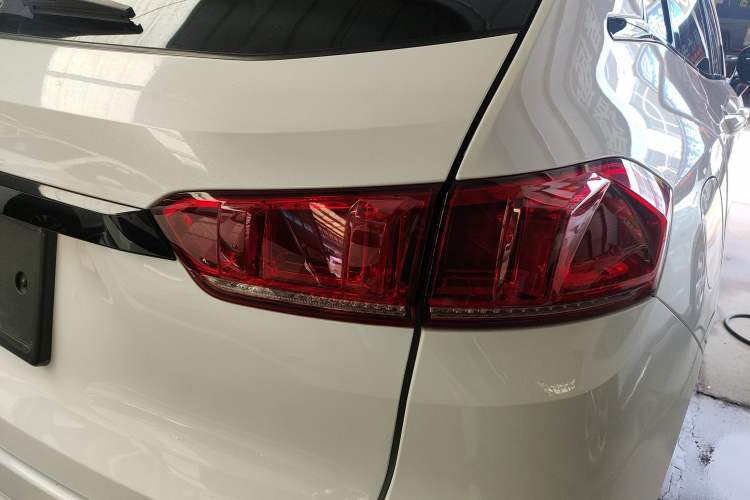 Used Wey VV7 2017 2.0T Flagship Edition
