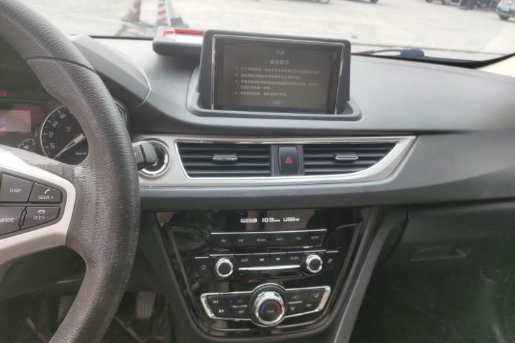 Used Changan Alsvin V7 2016 1.6L Automatic Enjoyment Model China V Standard