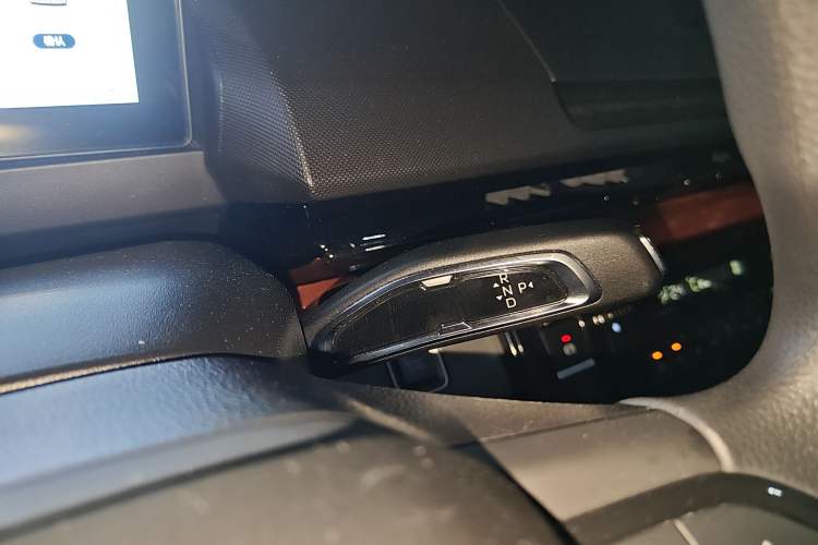 Used Farizon Super VAN 
