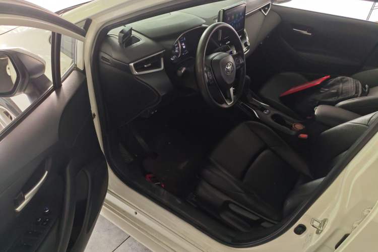 Used Toyota Levin 2019 185T CVT Luxury Edition China VI Standard
