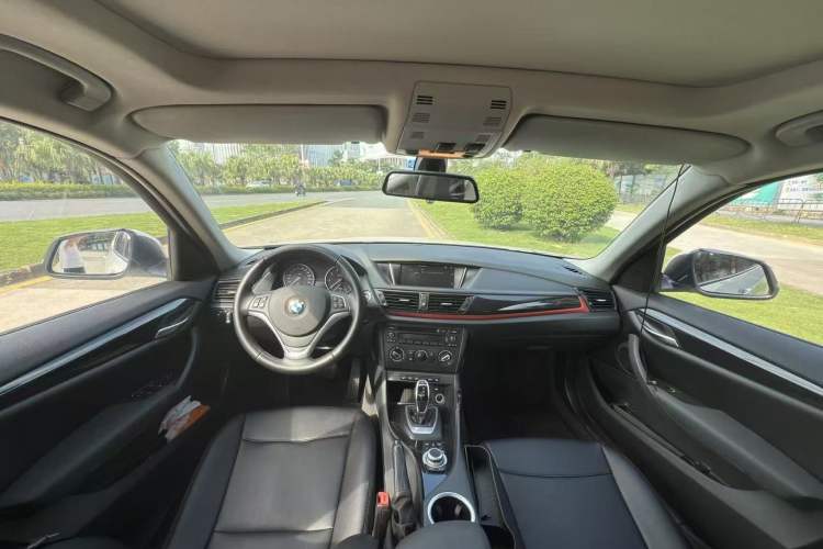 Used BMW X1 2015 sDrive18i Fashion Upgrade Edition
