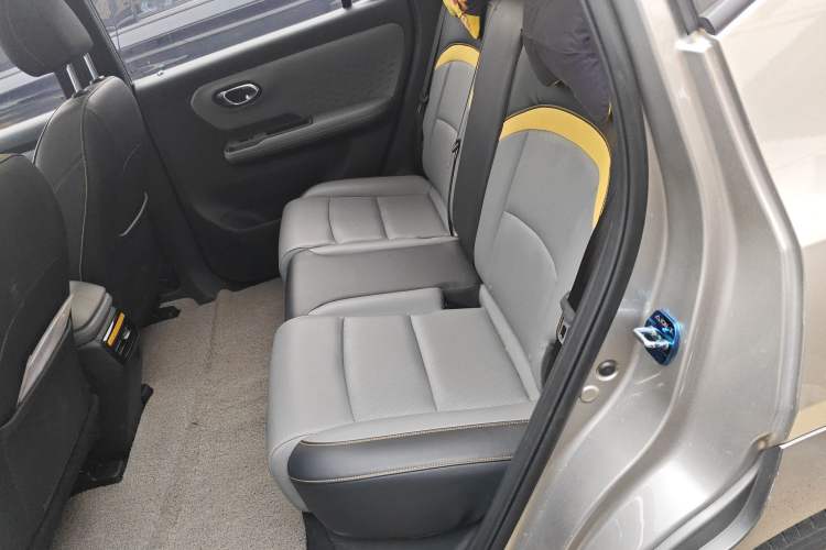 Used AION Y 2022 70 Intelligent Edition Lithium Iron Phosphate
