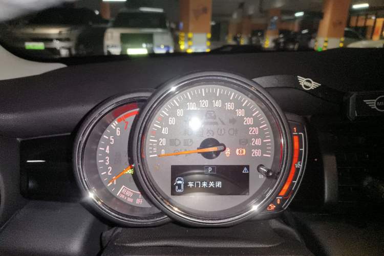 Used  MINI 2019 1.5T COOPER Classic Edition