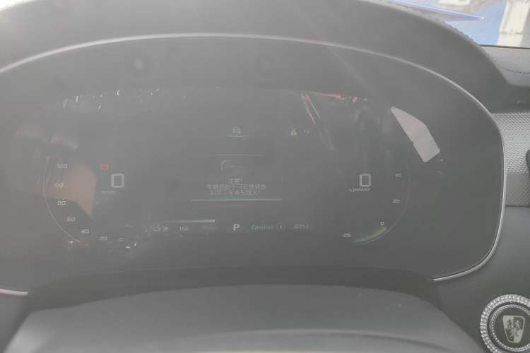 Used Roewe i6 MAX New Energy 2022 EV 500 Grand Touring Edition with Sunroof
