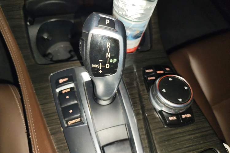 Used BMW 5 Series 2014 525Li Luxury Design Package