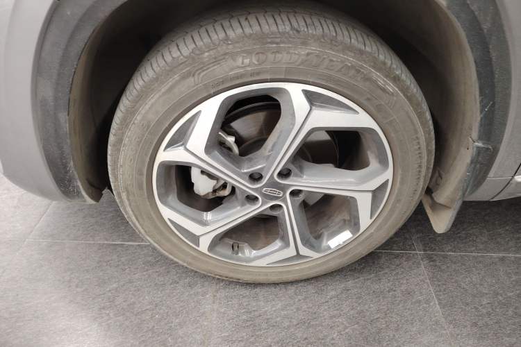 Used Geely Auto Monjaro L 2024 2.0TD High-Power Automatic Two-Wheel Drive Yunqi Version
