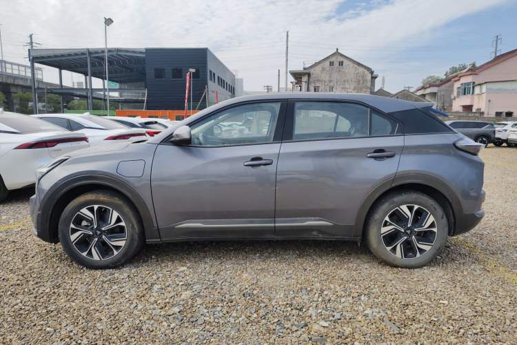 Used NETA U 2023 NETA U-Ⅱ 400 U Show Edition – Lithium Iron Phosphate