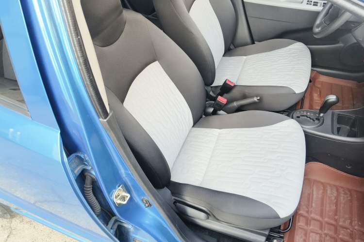 Used Suzuki Alto 2013 1.0L Automatic Luxury Model
