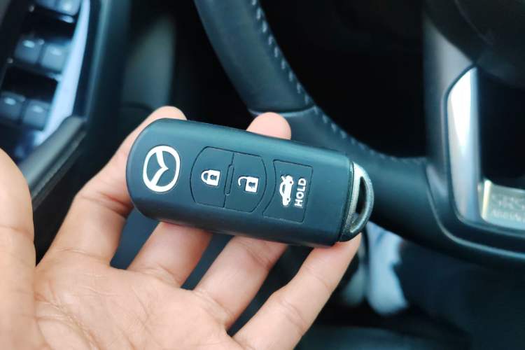 Used Mazda Mazda 3 Axela 2017 Sedan 2.0L Automatic Prestige Model China V Standard
