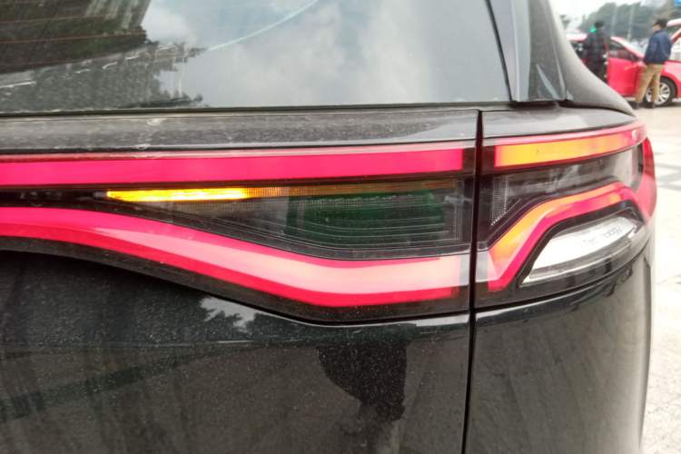 Used BYD Tang 2018 2.0T Automatic SmartConnect Prestige 7-Seater China V Standard