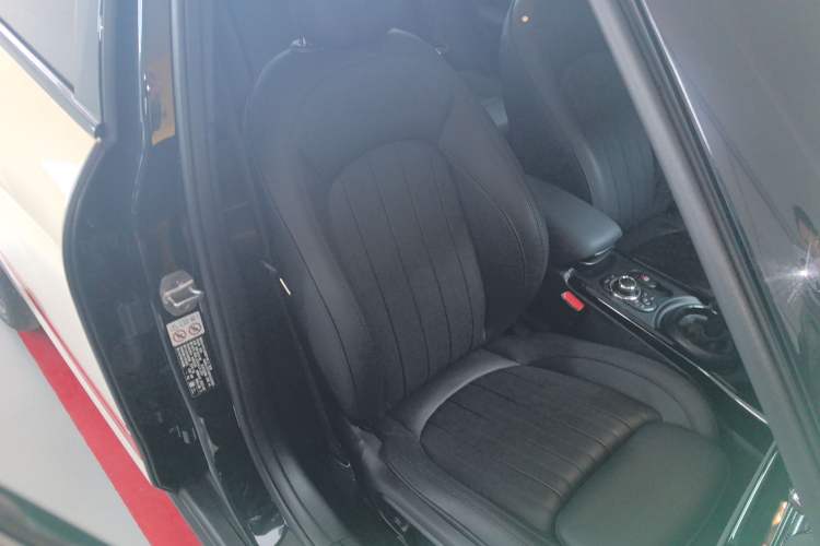 Used  JCW CLUBMAN 2021 2.0T JOHN COOPER WORKS ALL-IN
