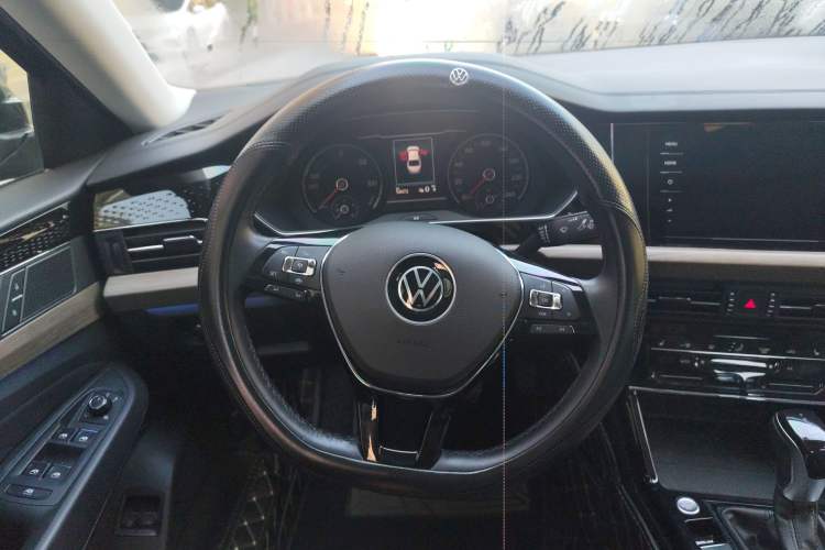 Used Volkswagen Passat New Energy 2020 430 PHEV Hybrid Luxury Edition China VI Standard
