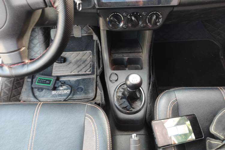 Used Suzuki Swift 2016 1.5L Manual Fashion Edition Cool Play Version