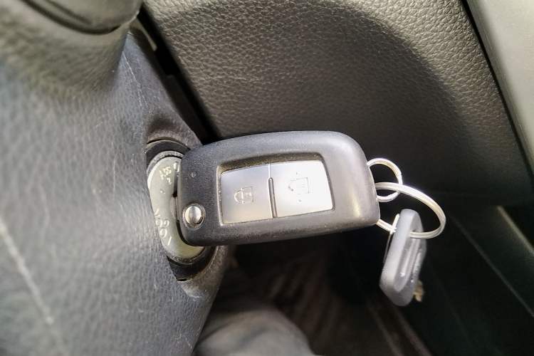 Used Nissan Tiida 2020 1.6L CVT Cool Edition
