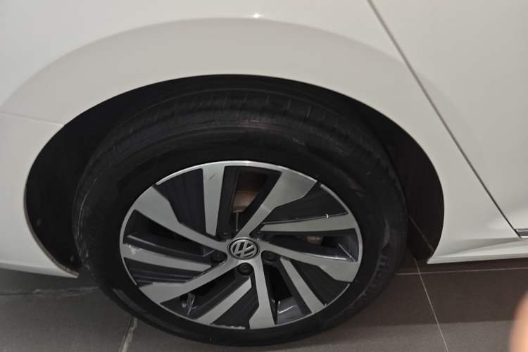 Used Volkswagen Passat New Energy 2020 430 PHEV Hybrid Luxury Edition China VI Standard
