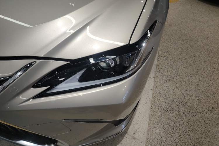 Used Lexus ES 2020 200 Excellence Edition
