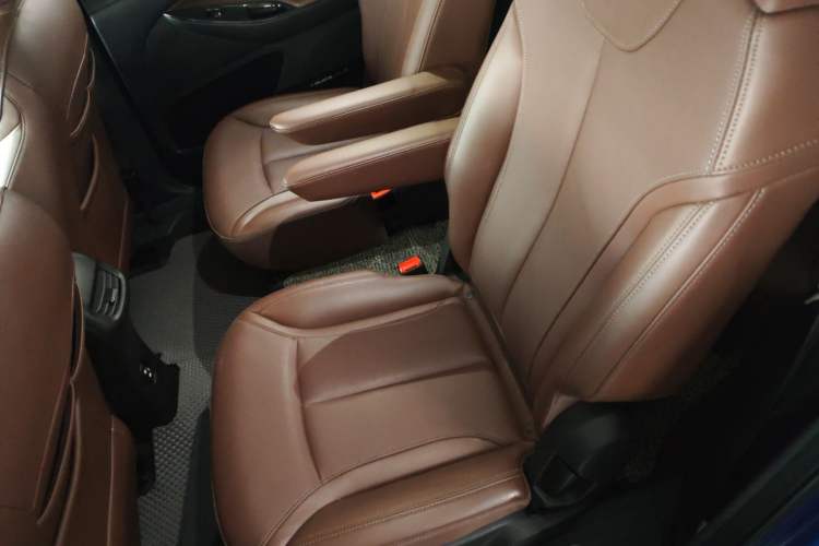 Used Buick GL6 2019 18T 6-Seater Connected Luxury Version China V Standard
