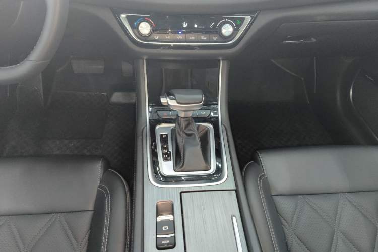 Used Changan Ruicheng CC 2022 Blue Whale Edition 1.5T DCT Prestige Model
