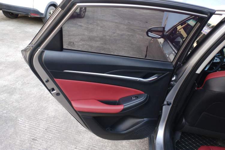 Used Changan Eado 2020 PLUS Blue Whale NE 1.4T GDI DCT Flagship Model
