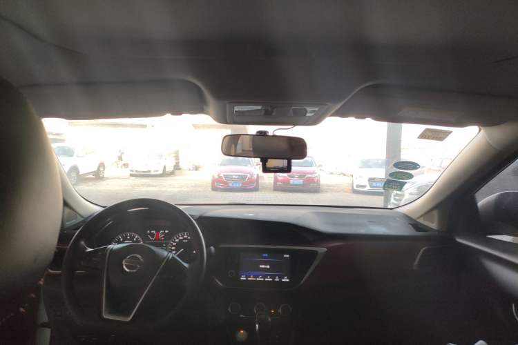 Used Nissan Lannia 2016 1.6L CVT Smart Cool Edition
