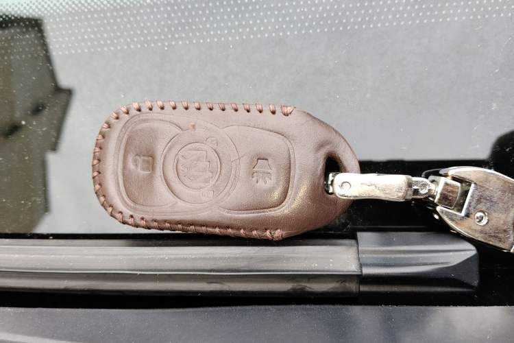 Used Buick Envision 2016 20T Two-Wheel-Drive Elite Model
