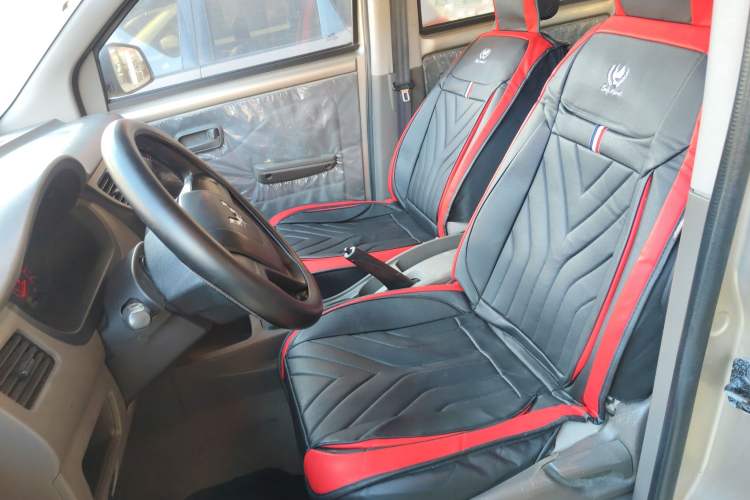 Used Wuling Rongguang V 2016 1.5L Practical Version
