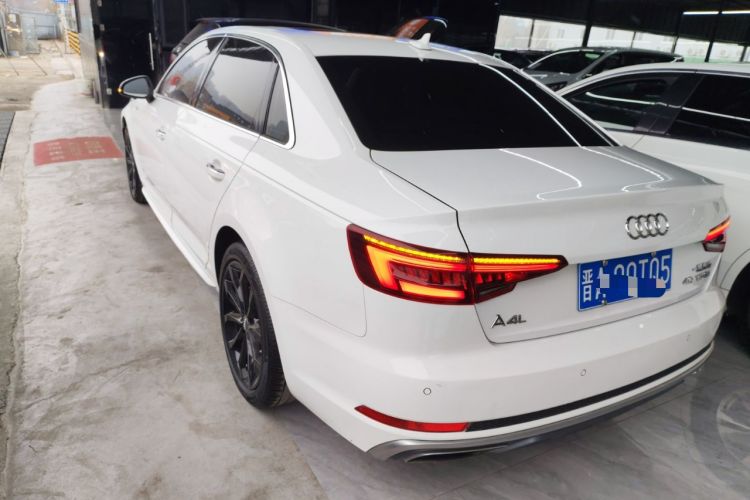 Used Audi A4L 2018 30th Anniversary Edition 40 TFSI Fashion Model
