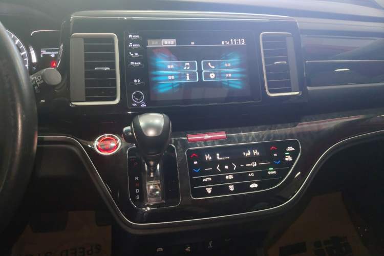 Used Honda Elysion 2019 2.0L Hybrid Luxury Edition
