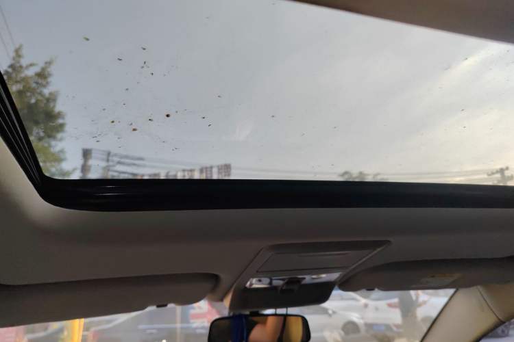 Used Chevrolet Captiva 2015 2.4L 4x4 Flagship Edition 7-Seater
