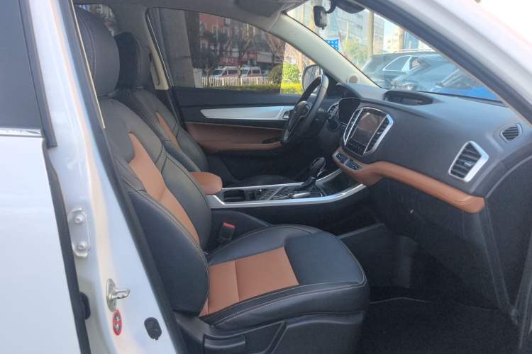 Used Geely Auto Vision X6 2018 1.4T CVT 4G Connected Luxury Version
