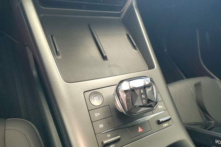 Used BYD Qin PLUS 2025 DM-i Smart Drive 55KM Leading Model
