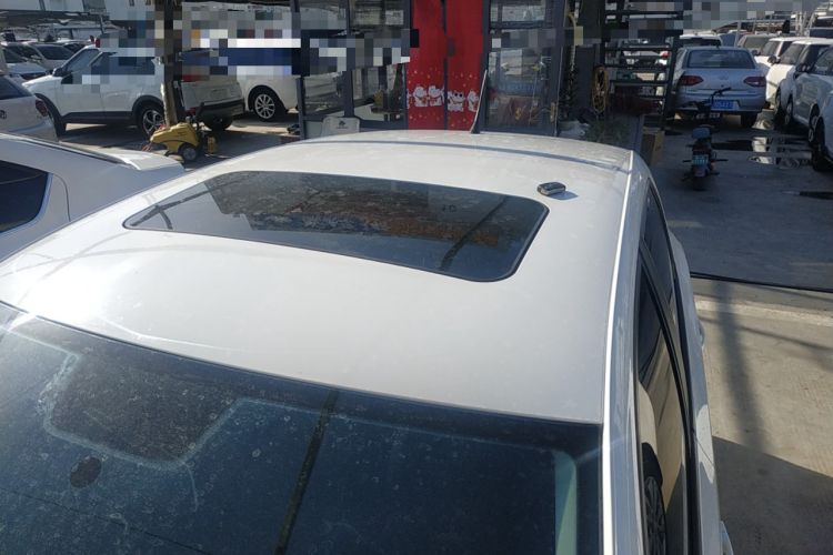 Used Volkswagen Polo 2016 1.6L Automatic Comfort Model