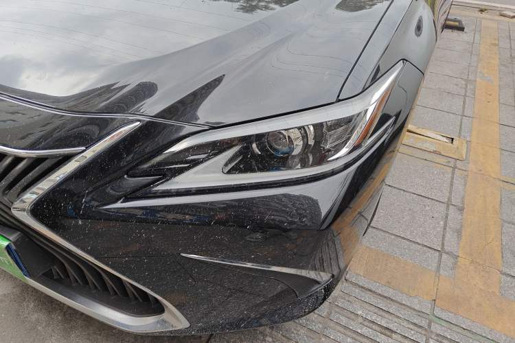 Used Lexus ES 2020 200 Excellence Edition