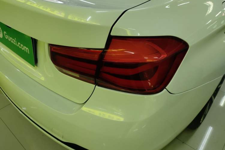 TDK.VehicleDetails.img