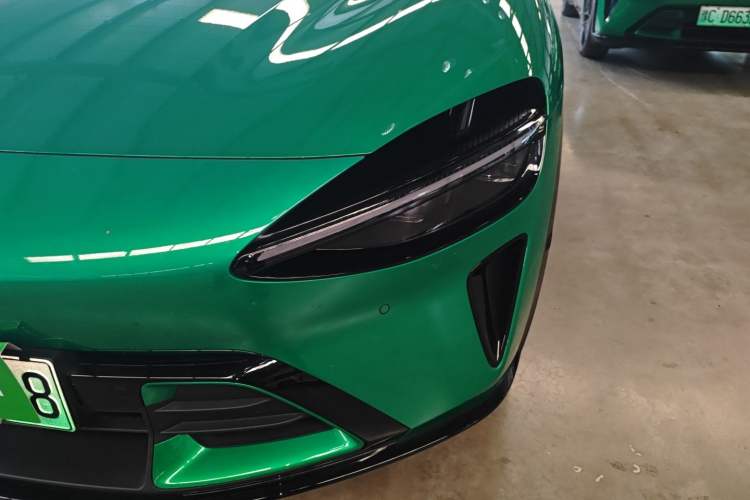 Used  YU7 2025 Ultra-Long Range High-Performance All-Wheel-Drive Max Edition
