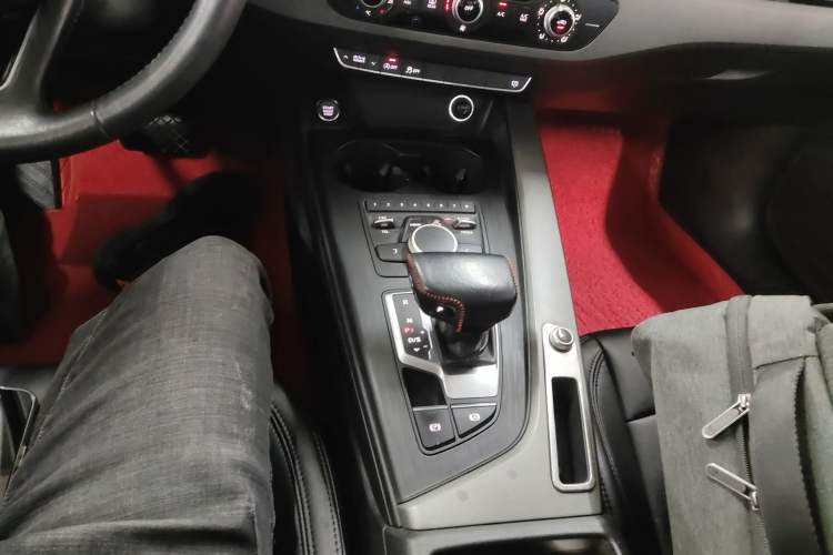 Used Audi A4L 2017 40 TFSI Ambition Edition