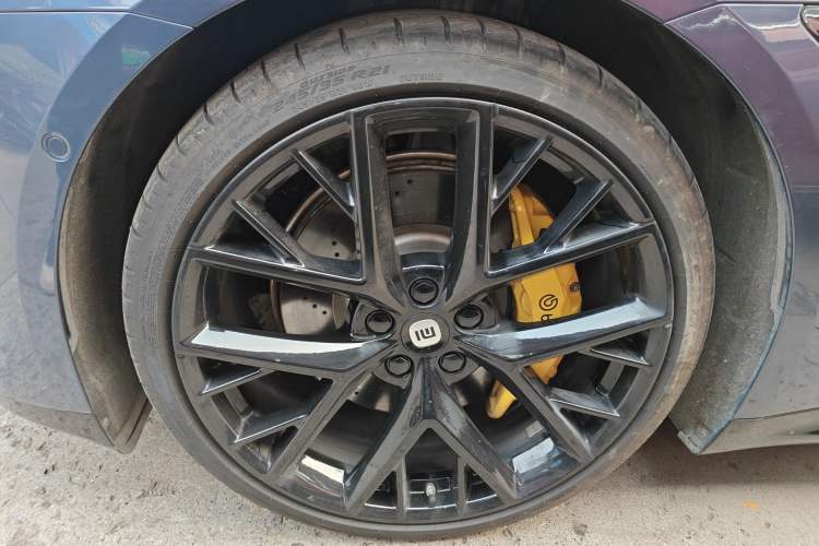 Used  SU7 2024 Four-Wheel Drive Ultra-Long Range Advanced Intelligent Driving Max Edition