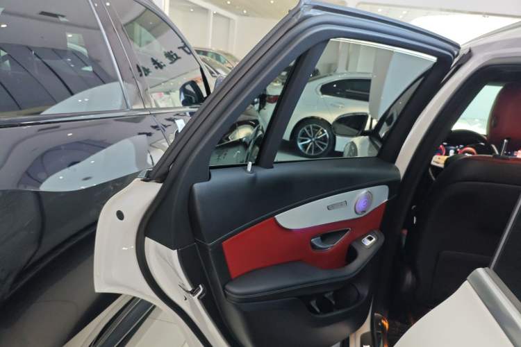 Used Mercedes-Benz GLC 2022 Facelifted GLC 260 L 4MATIC Dynamic Edition
