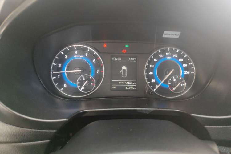 Used Dongfeng Fengon S560 2018 1.8L Manual Urban Model 7 Seats