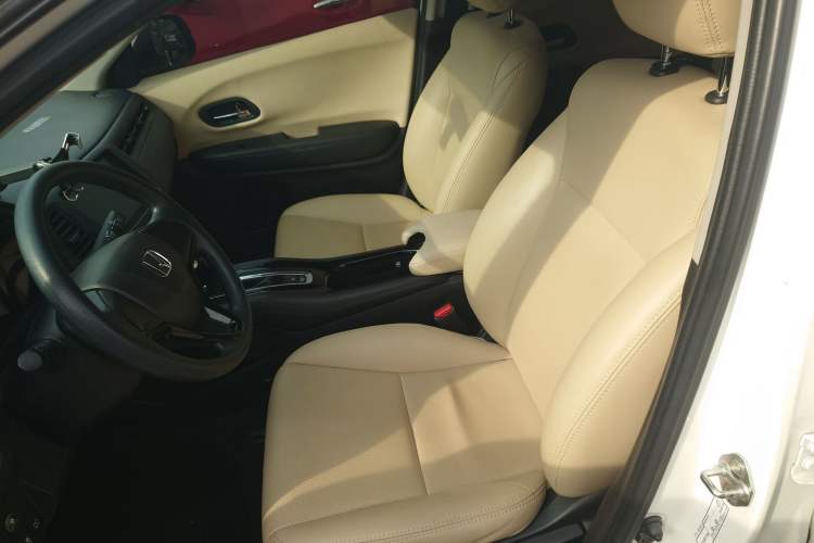 Used Honda Vezel 2020 1.5L CVT Elite Edition
