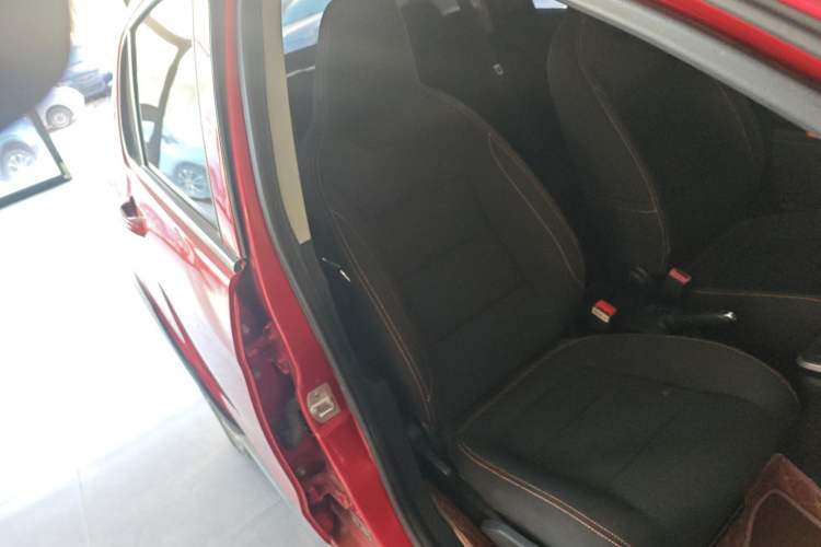 Used Geely Auto Vision X1 2017 1.3L Manual Frenzy Edition
